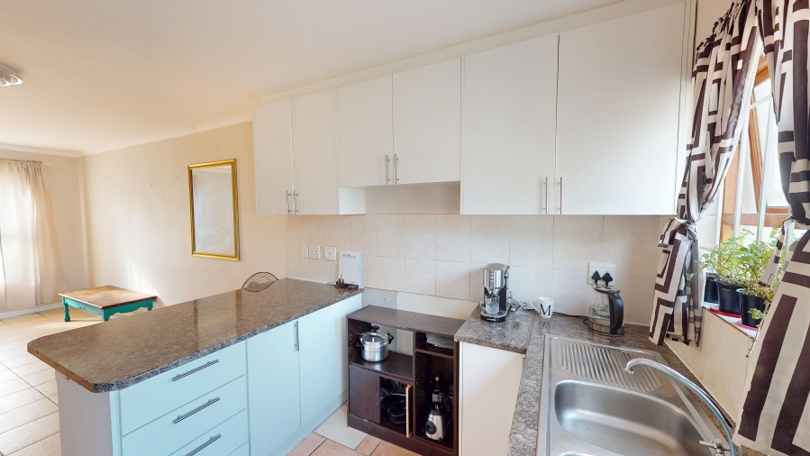 2 Bedroom Property for Sale in Onverwacht Western Cape
